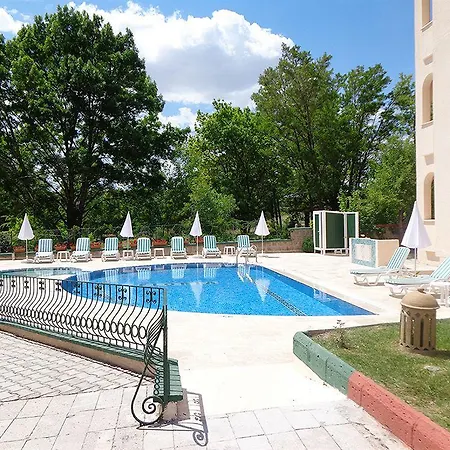 Floria Hotel