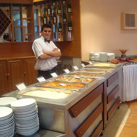 Floria Hotel 4*