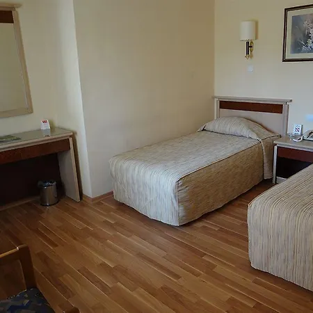Floria Hotel 4*