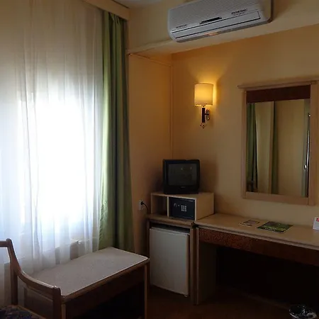 Floria Hotel 4*